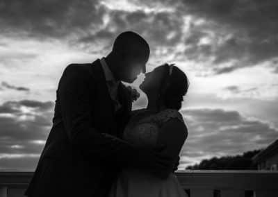 couple-black-and-white-photo-silhouette